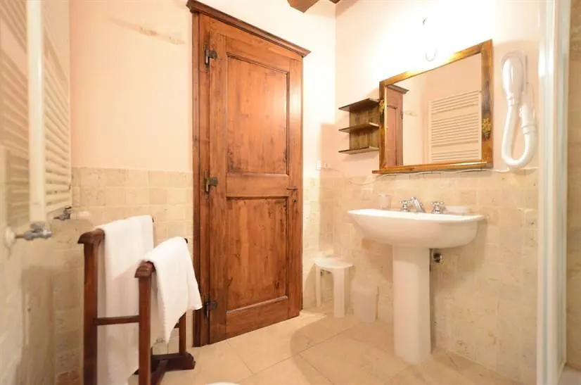 Antico Borgo Montefienali Apartment Il Portico San Vincenti